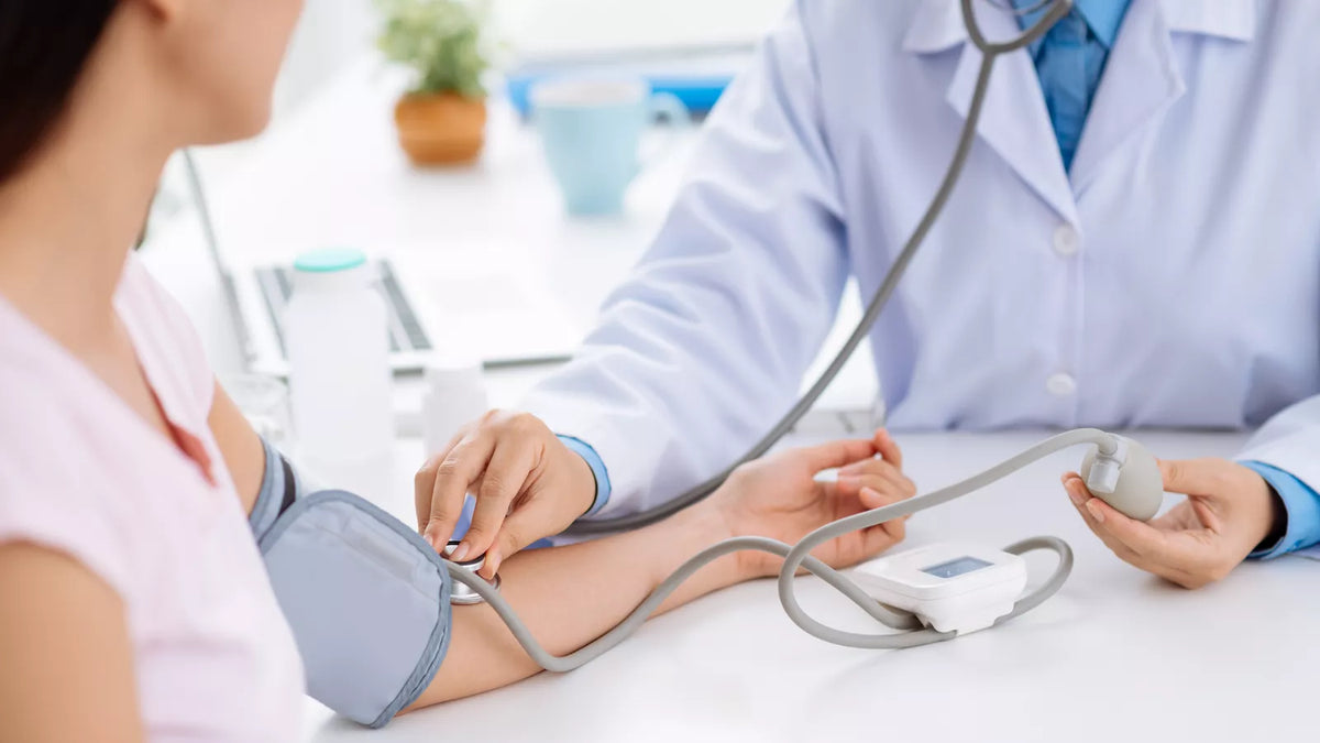 Blutdruck senken: 6 Tipps für ein gesundes Herz