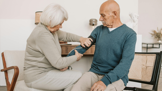 Herz-Kreislauf: Blutdruck, Bewegung, Medikamente – was sich im Alltag bewährt