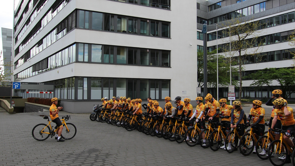Gemeinsam für den guten Zweck: Team Rynkeby radelt nach Paris