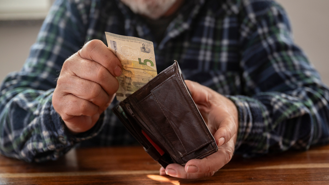 Notrufsystem & Kosten: Was wirklich anfällt – und was oft übersehen wird