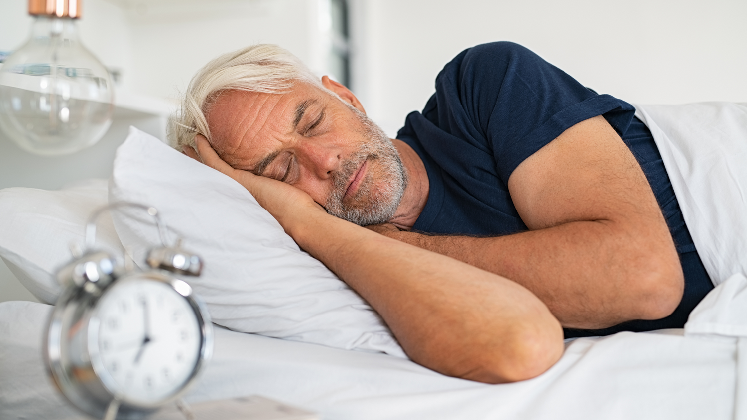 Schlaf ist der Schlüssel zu einem starken Immunsystem und einer gesunden Lebensqualität.